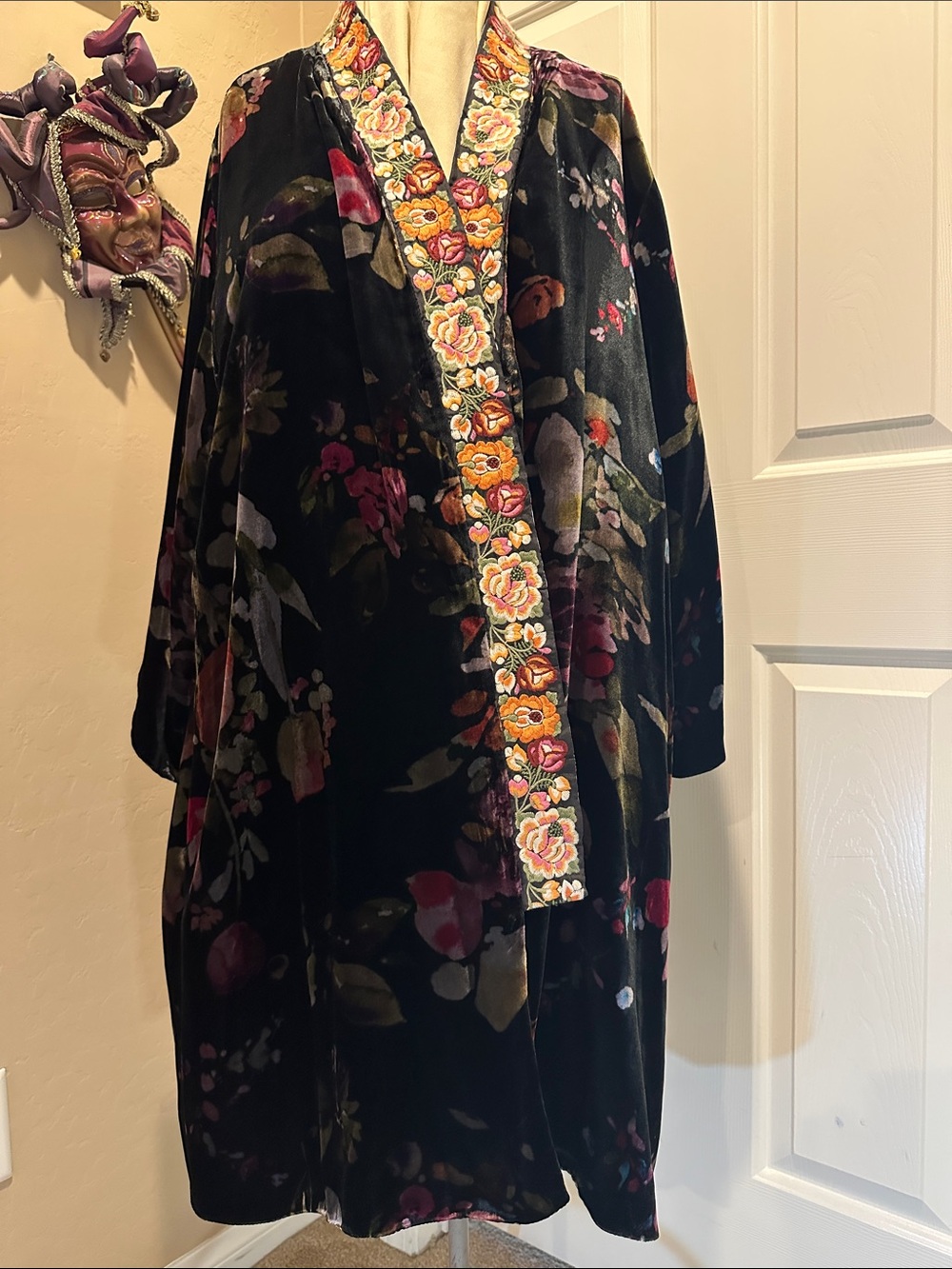 Johnny Was Black Velvet Floral Kimono Robe with Embroidered Trim